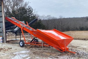 Multitek 30ft Hopper  Conveyor